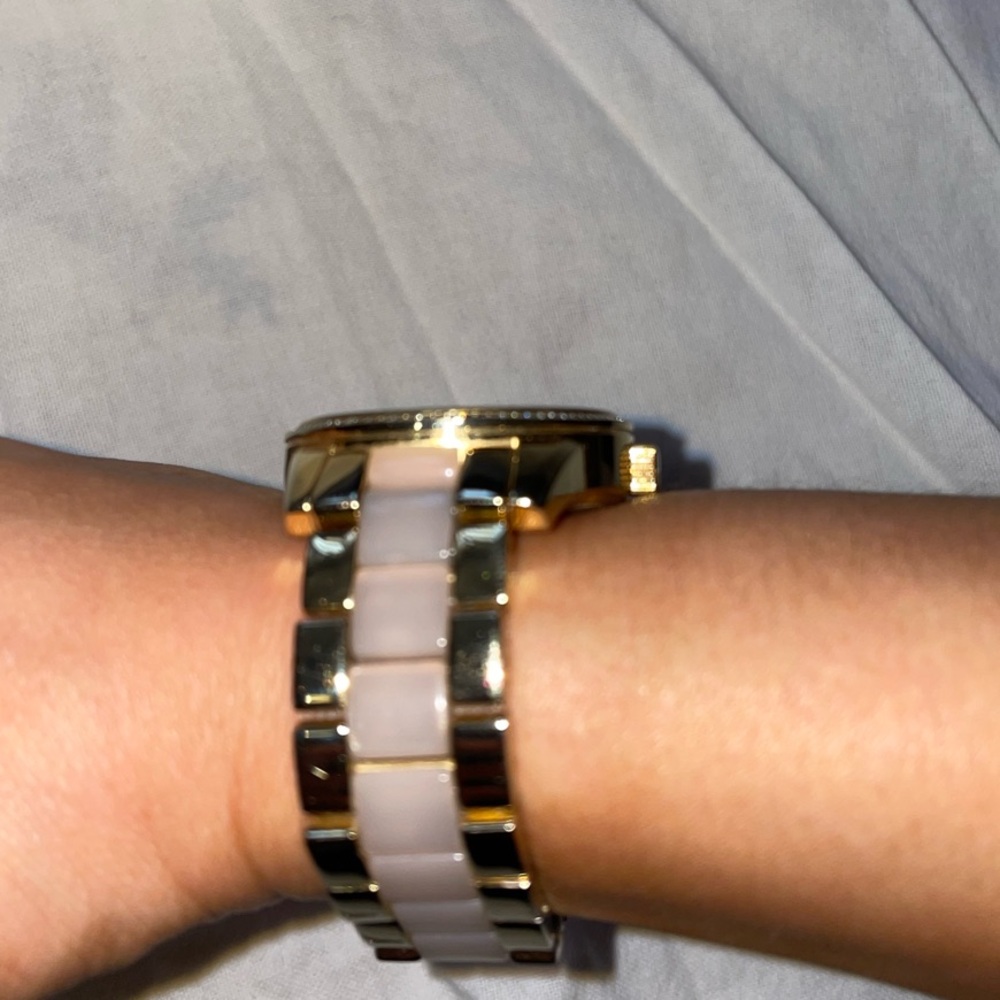 Michael Kors Ritz Rose Gold Watch - Picture 6 of 7